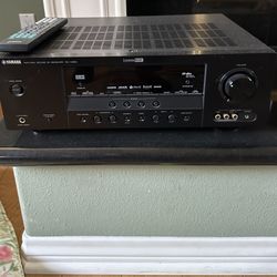 Yamaha  RX-V563 Receiver