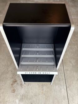 FootJoy Branded Shelves