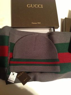 Gucci Gray Hat & Scarf Set