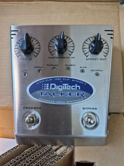DigiTech Talker Silver Digital Advanced Vocal Synthesis Effects Pedal