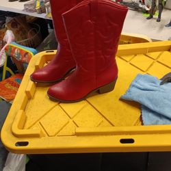 Boots New Size 9 For 10.00