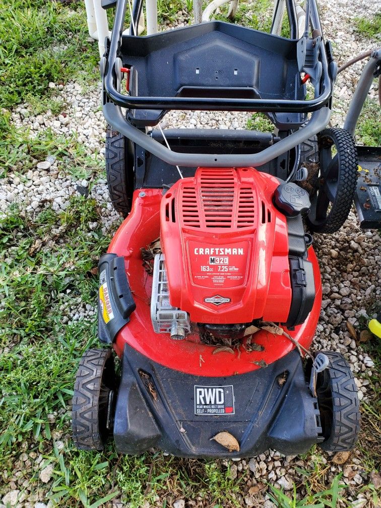 Craftman Mower Machine