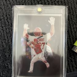 Mike Trout Case Hit 2019 Panini Prizm Profiles Mint
