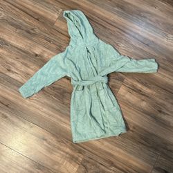 Child’s Bathrobe 