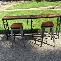 Free Narrow  table and stools