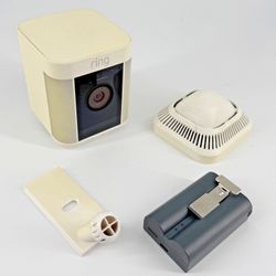Ring - Spotlight Cam Plus Wireless 1080p Battery Camera - White NO MOUNT
