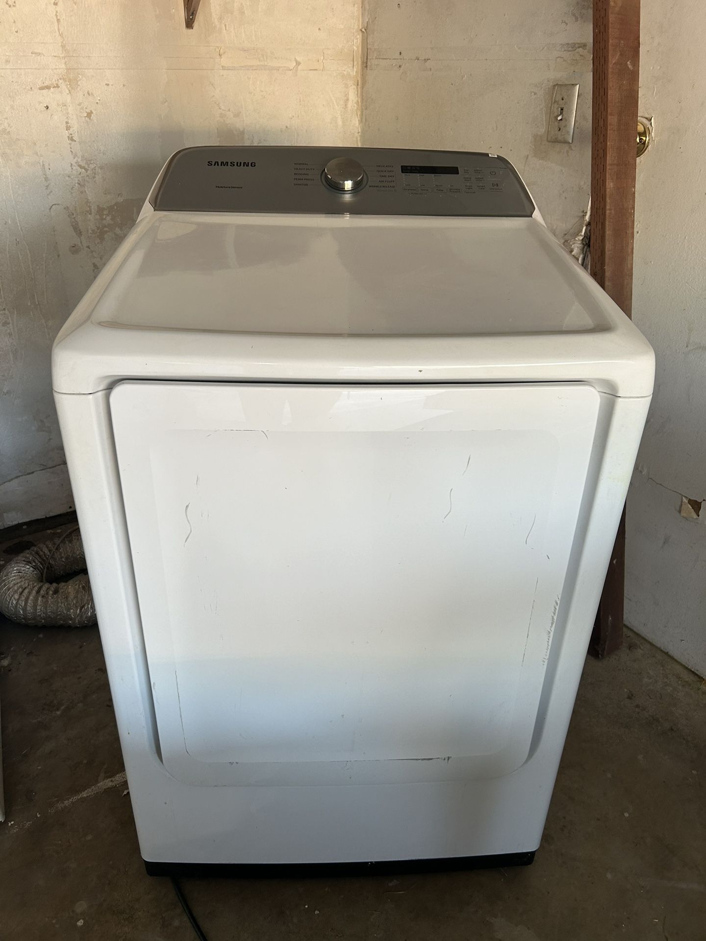 Clothes Dryer