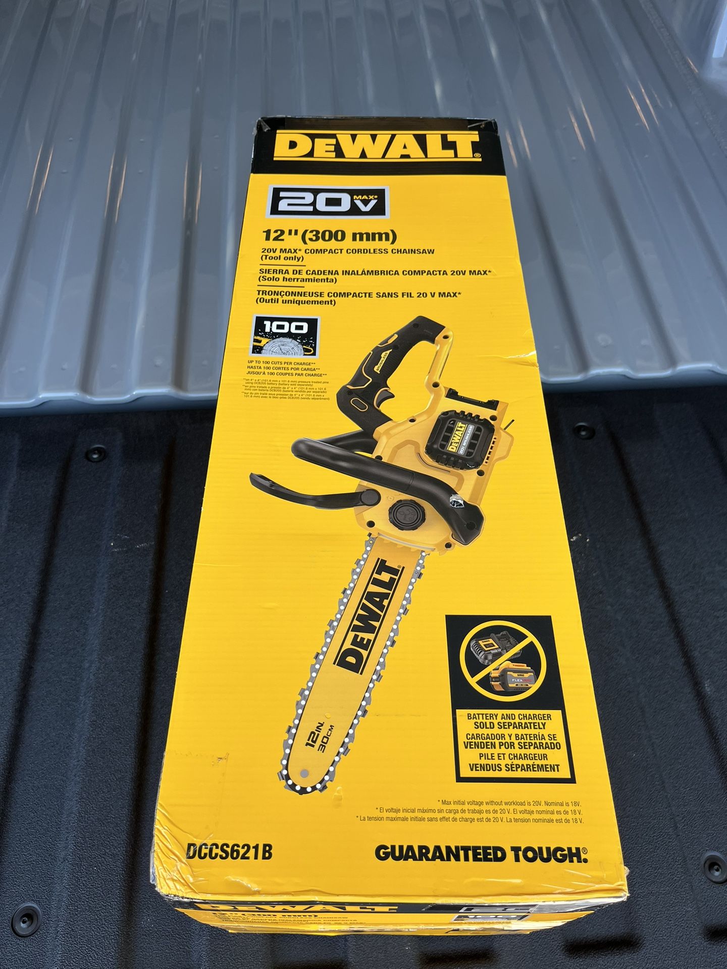 Brand new DeWalt Chainsaw 