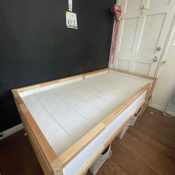 Kids Ikea Bed (Twin)