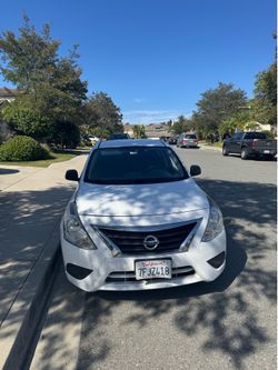 2015 Nissan Versa / Manual Transmission