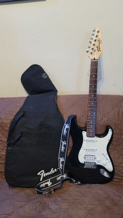 STARCASTER STRATOCASTER DESIGNED AND BACKED BY FENDER ELECTRIC GUITAR MADE IN INDONESIA BLACK COLOR. 