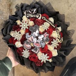 Minnie and mickey christmas bouquet 