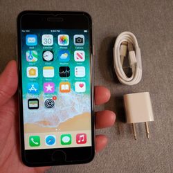 iPhone 6s - UNLOCKED - Like New  