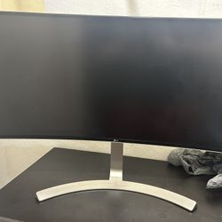 LG Ultra Wide Curved Monitor