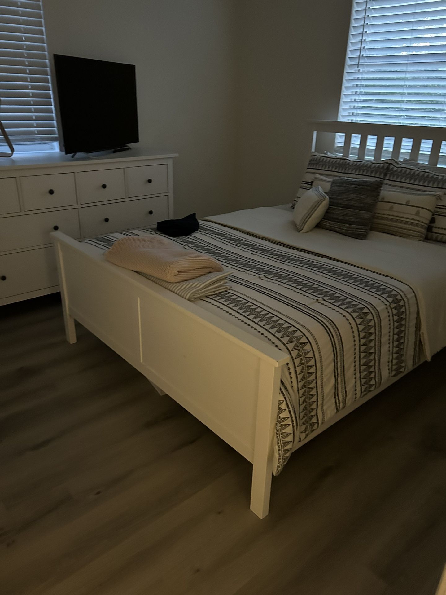 Ikea Dresser & Bedframe