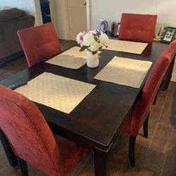 Table Set With 4 Chairs