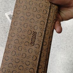 Guess Wallet