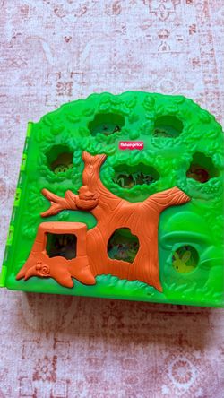 Fisher-Price Little People Forrest Friends Treehouse Carry Case
