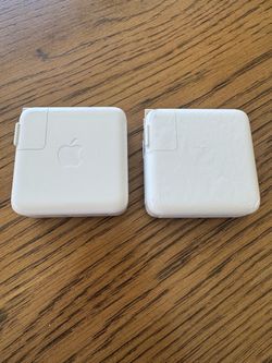 Apple MacBook 70W Power Adapter Lot of 2