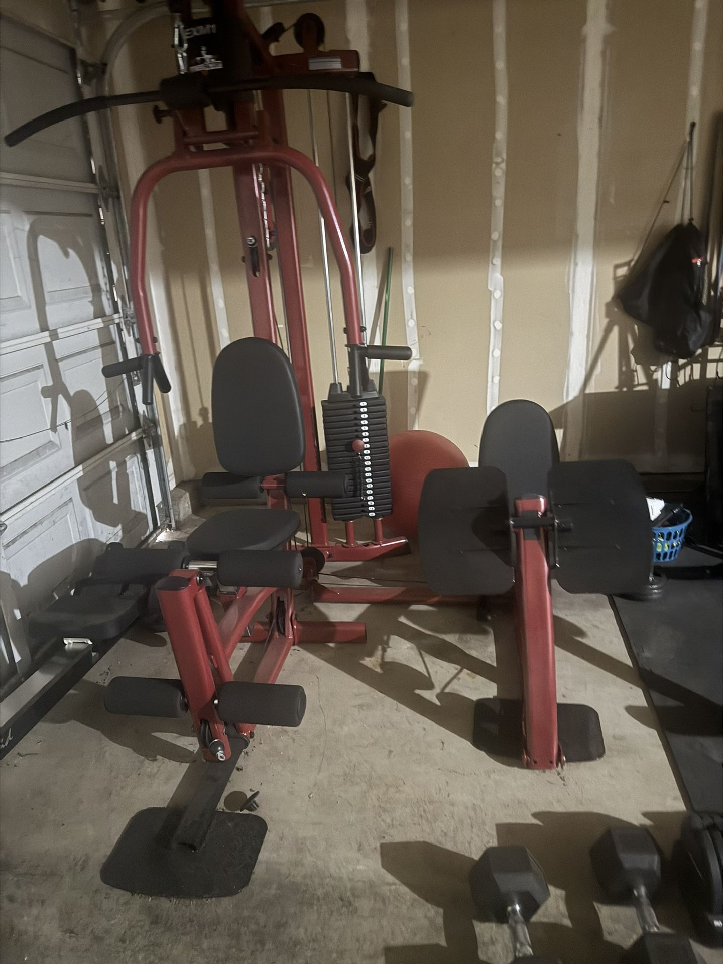 Multi-Station GYM-Moving-Pick Up Only