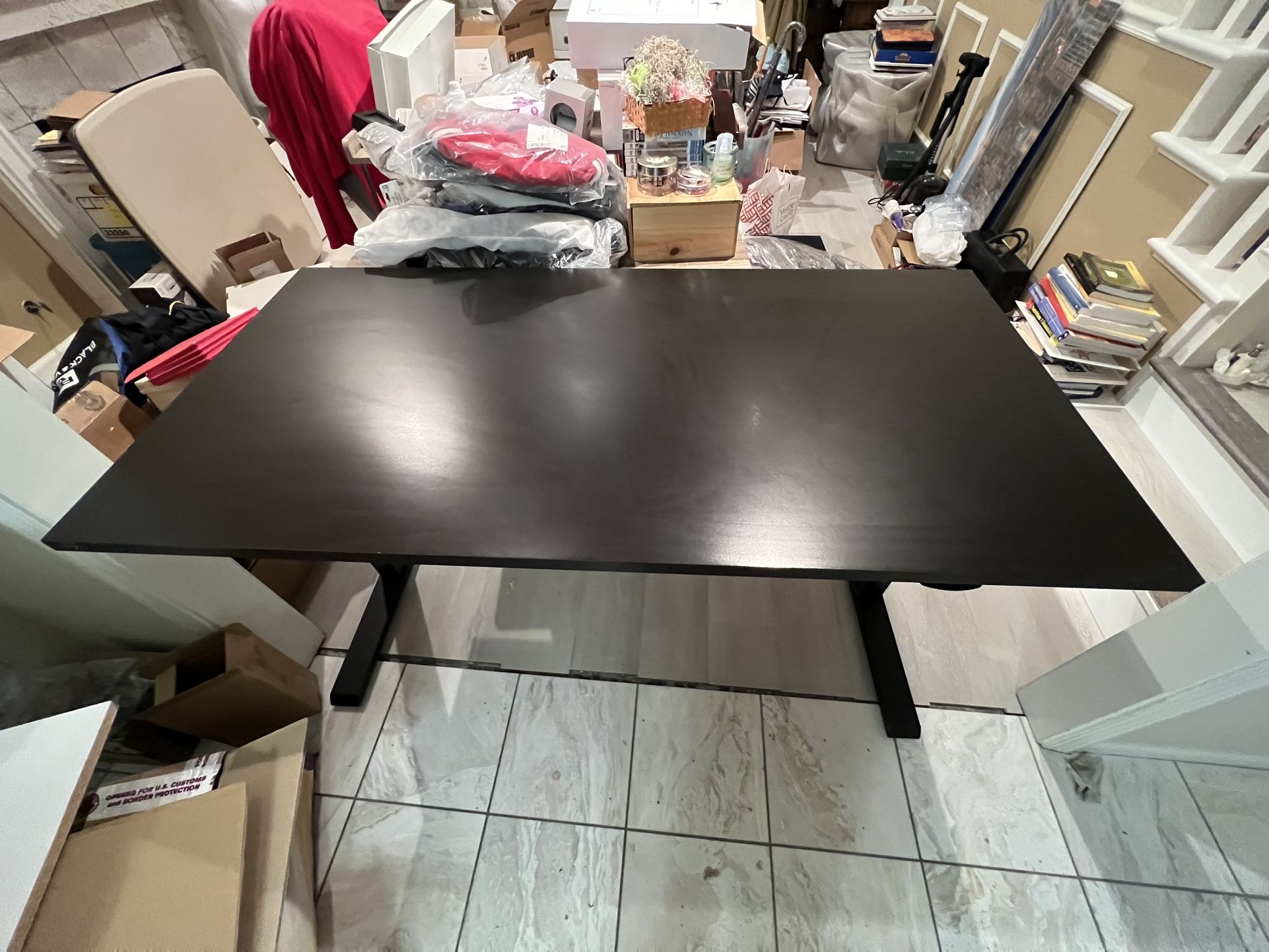 60”x30” manual adjustable black table desk in excellent condition