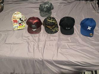 6 Snapback and Fitted Hats