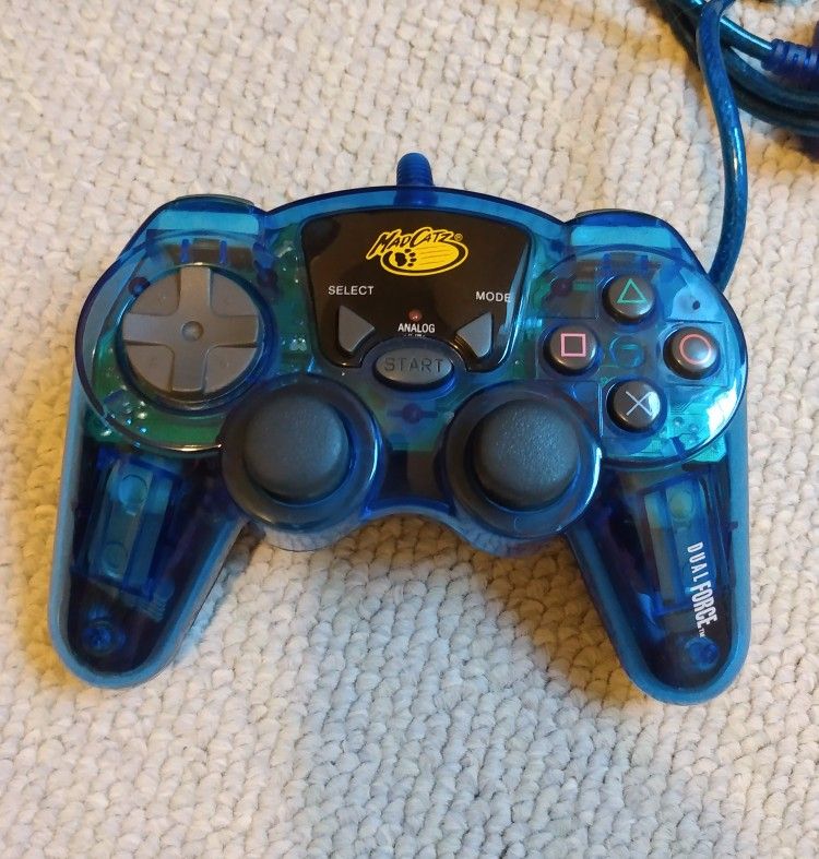 MAD KATZ DUAL FORCE PLAYSTATION II WIRED CONTROLLER