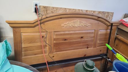 Head board. Queen bed
