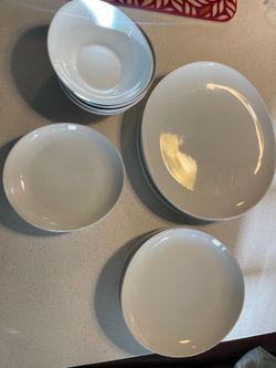Better Homes & Gardens Plate and Bowl Set
