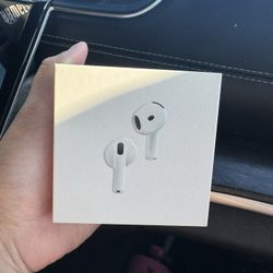 Airpods 4 with Active Noise Cancellation