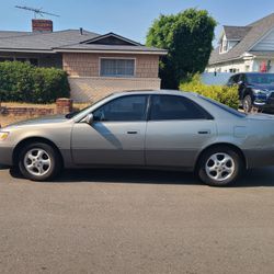 1998 Lexus ES 300