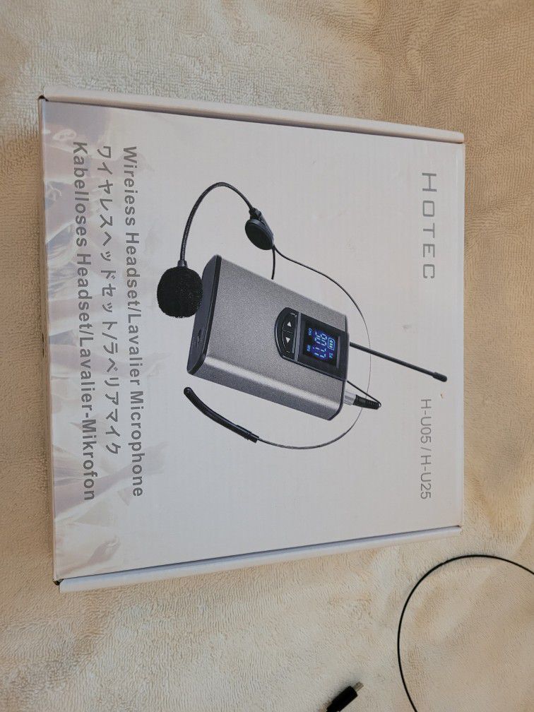 Hotec Wireless System with Dual Headset Microphones/Lavalier Lapel Mics

