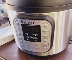 Instant Pot IP-DUO Electric Pressure Cooker