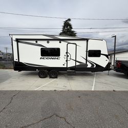 🔥 2024 Eclipse Iconic 2120SBE – Toy Hauler – Financing Available