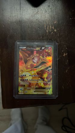 Charizard ex XY121