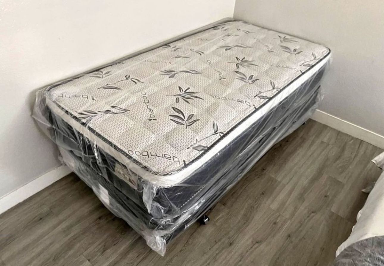 BRAND NEW PILLOW TOP MATTRESSES ✅ COLCHONES NUEVOS PILLOW TOP 💯‼️ QUEEN SIZE $150 ❌ $210 With Box Spring FULL SIZE $140 ❌ $200 With Box Spring💥