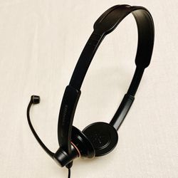Wired Headset With Leatherette Ear Pads