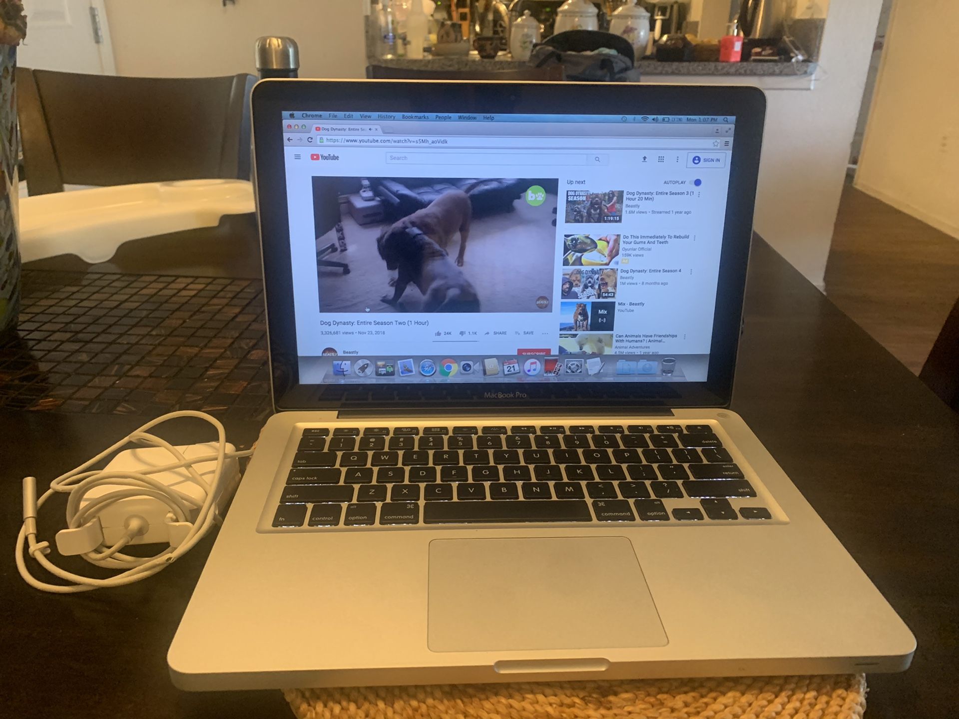 MacBook Pro 2011 very good condition