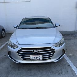 Hyundai Elantra 2018  