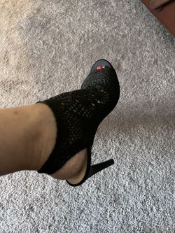 Vince Canuto Knit black Heels 8.5