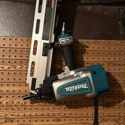 Makita Framing Nail Gun