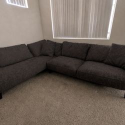 Couch Excellent Condition 
