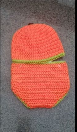 Crochet Pumpkin 0/9m 2pcs New
