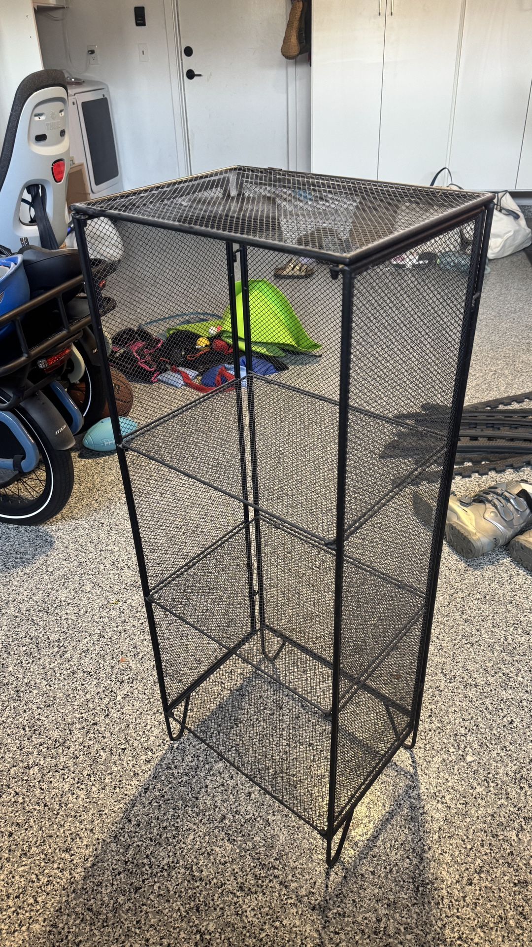 light metal mesh shelves