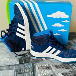 Adidas 👟 4.5
