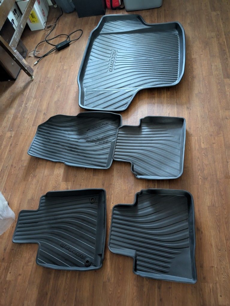 2018-2022 Honda Accord - Floor Mats, All-Season, High-Wall