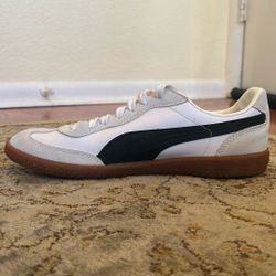 Puma Super LIGA White And Black (size 10)