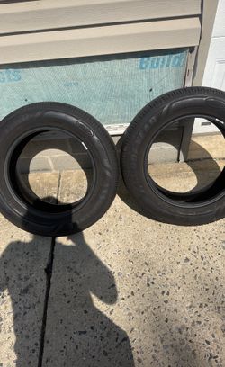 Tires Goodyear 205/65/16 Nice Shape