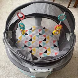 Fisher-Price Portable Bassinet & Play Space On-The-Go Baby Dome W/ Toys & Canopy