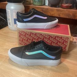 New Vans  Woman 9/ Man 7.5